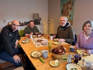 290 pixel image width