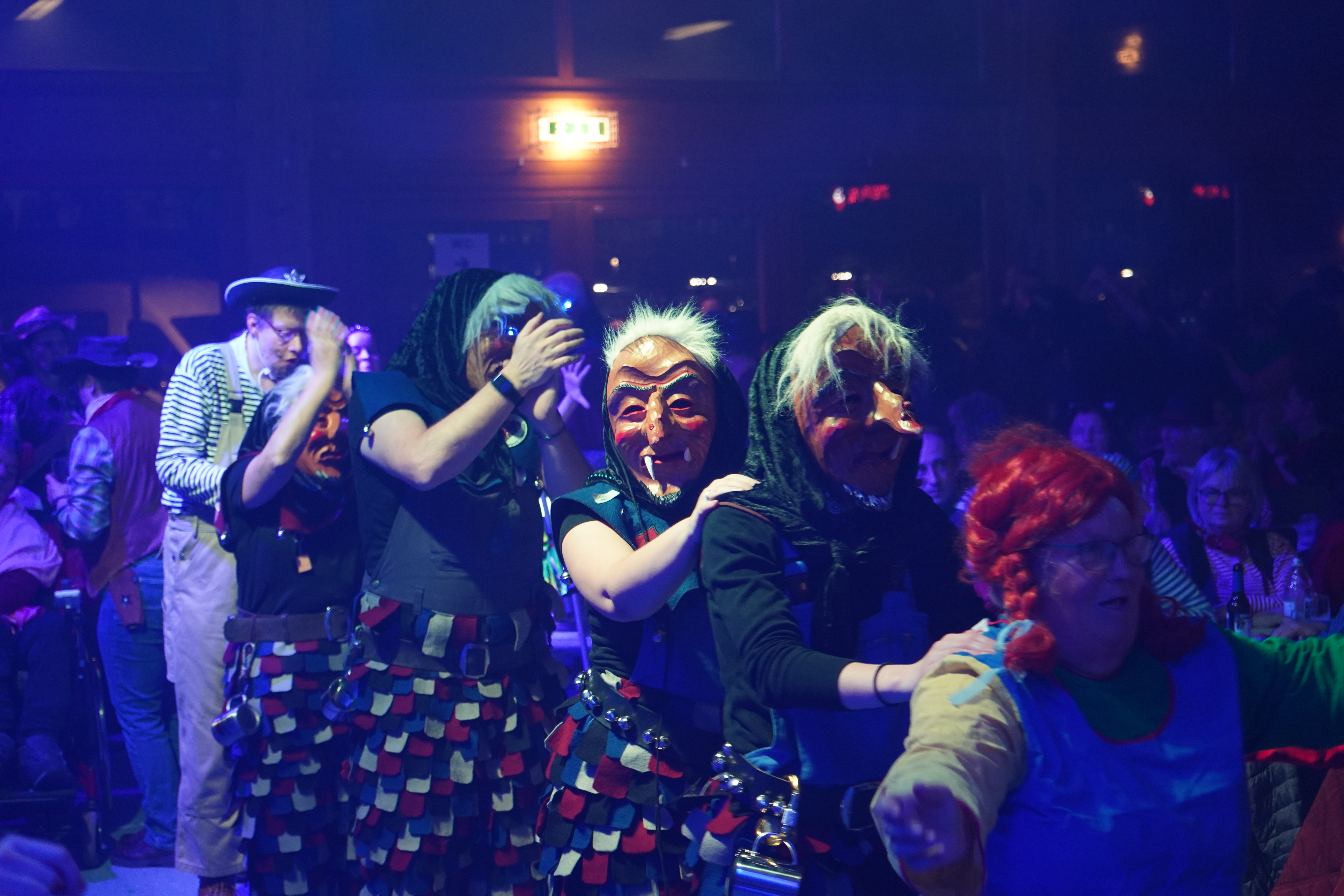 290 pixel image width