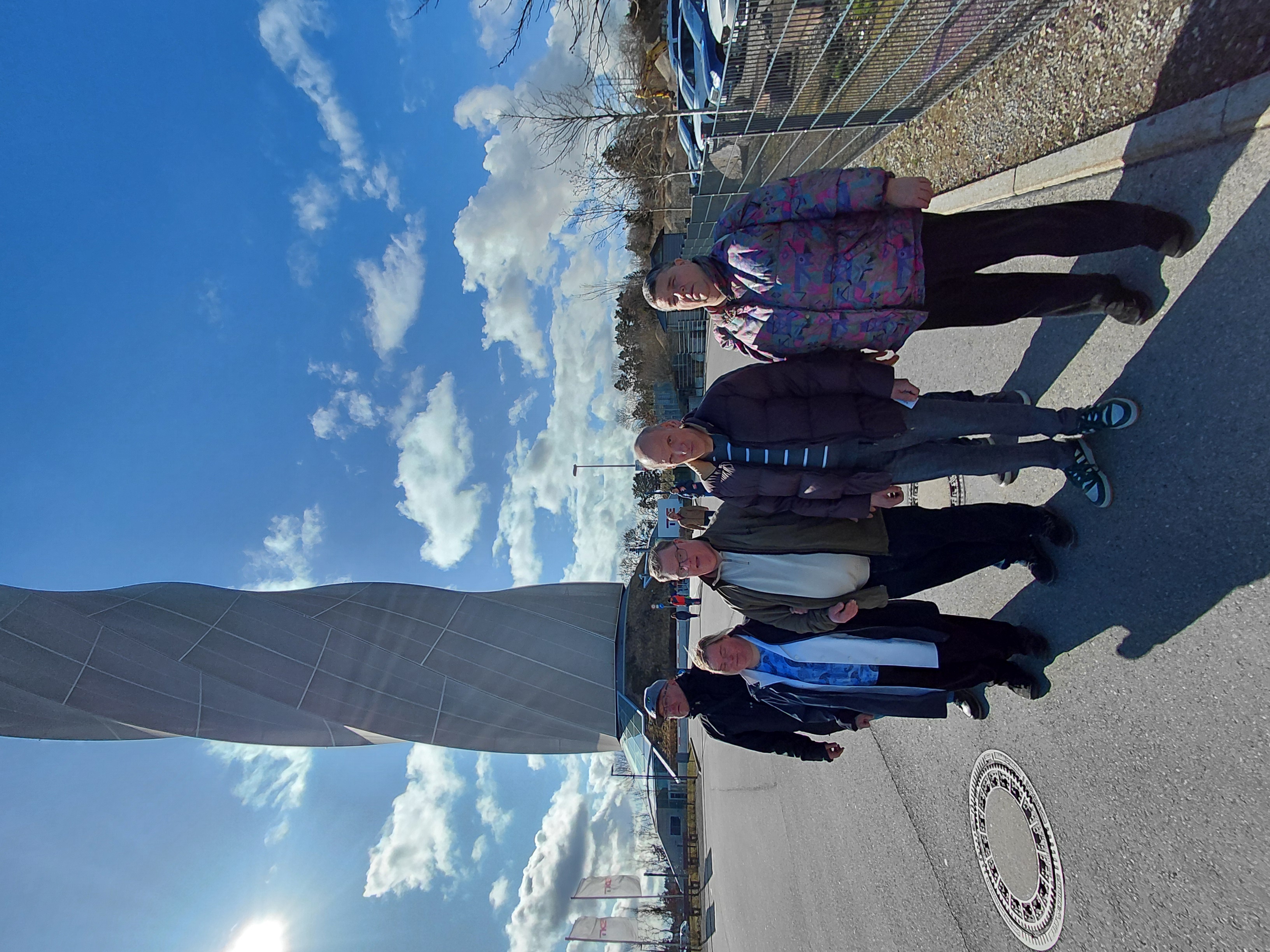 290 pixel image width