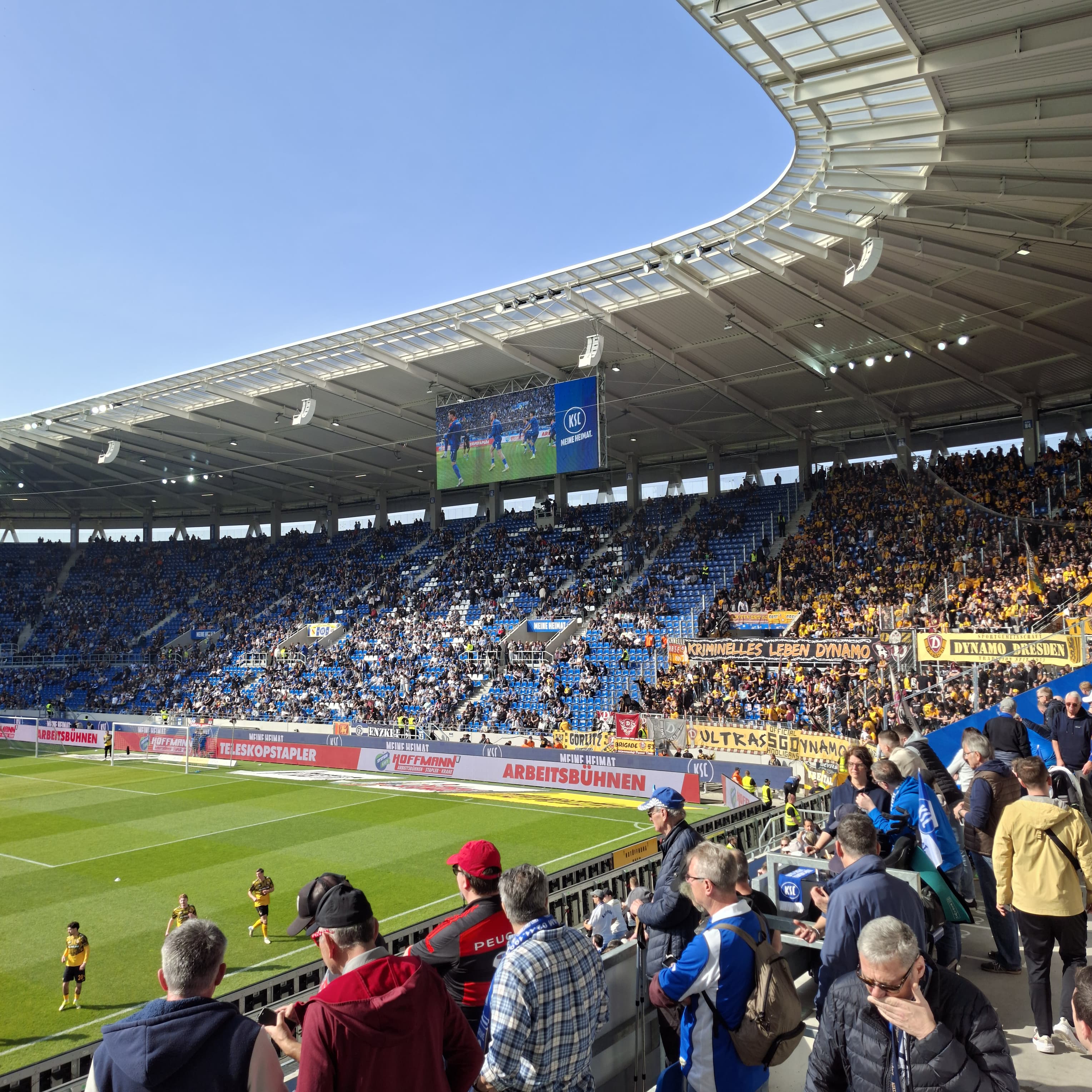 290 pixel image width